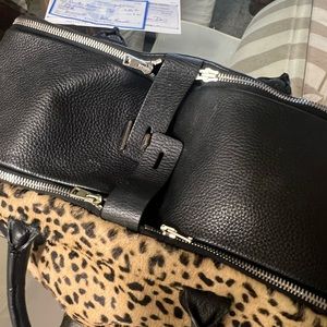 Golden goose bag, black / leopard . It’s near new.
